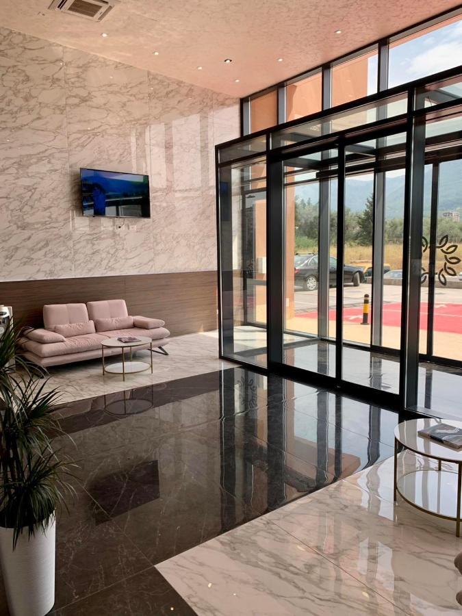 Suncoast Suites Bar Kültér fotó